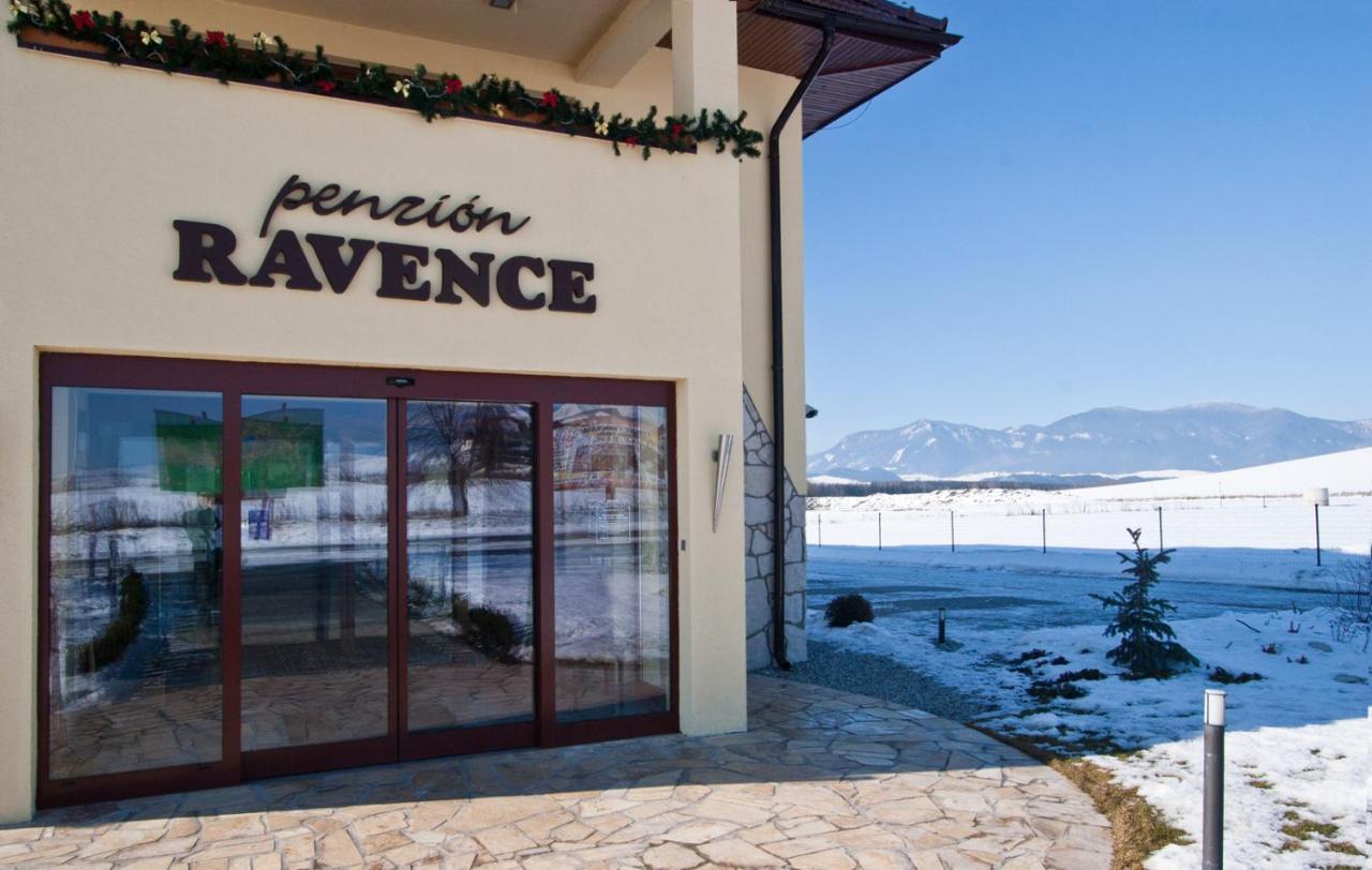 Penzion Ravence Hotel Liptovsky Trnovec Exterior photo